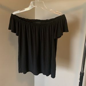 Hollister back top size medium flutter sleeves